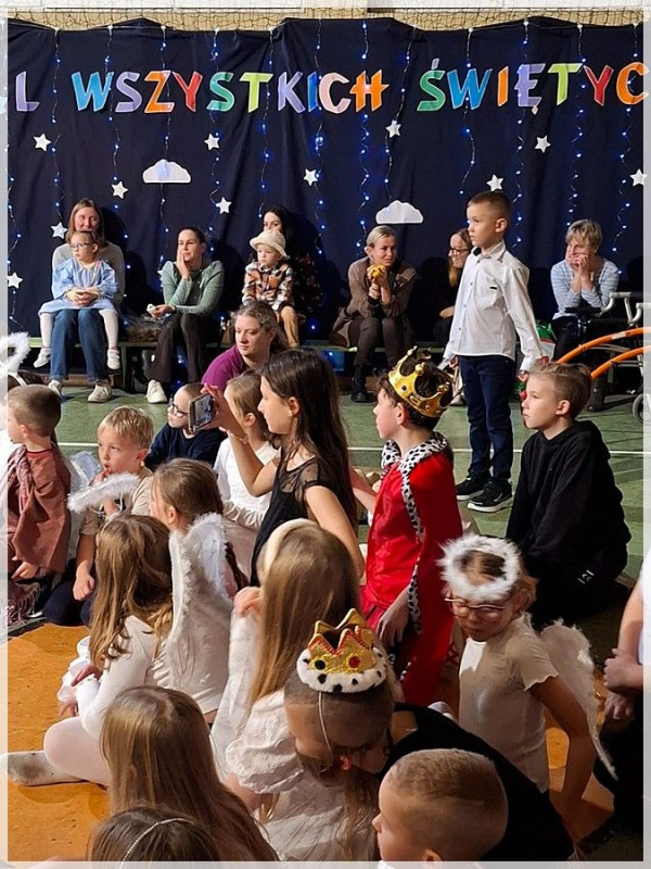 Korowód i Bal Wszystkich Świętych