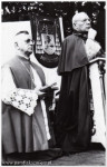 wyszynski_przed_obrazem.jpg