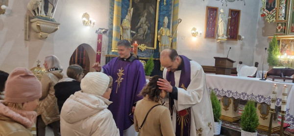 Dzień kobiet, z kazaniem na 100 dni proboszczowania